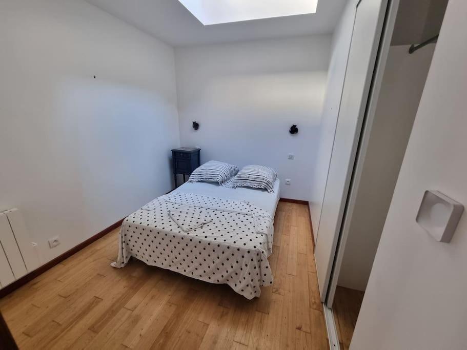 Appartement En Centre-Ville Aurillac Bagian luar foto
